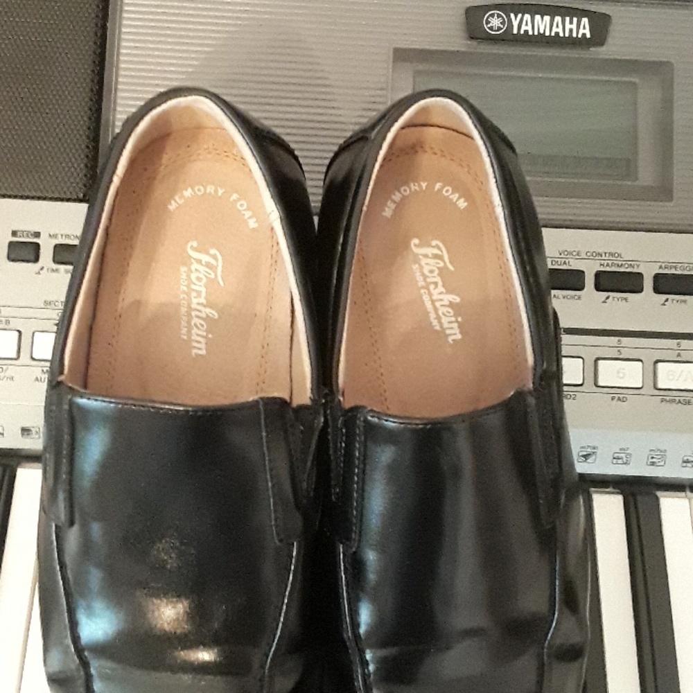 Boy's dress shoe
